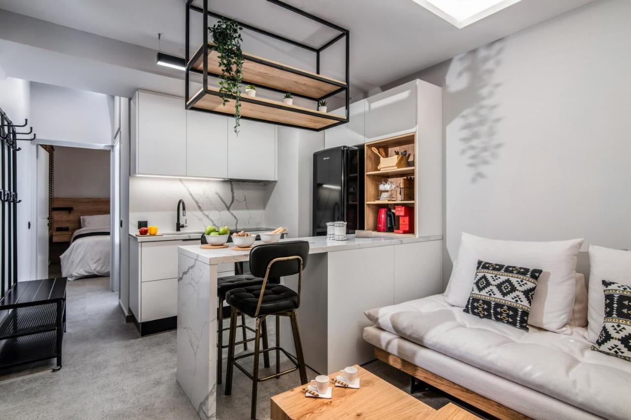 The Big Little One. Stylish & Convenient Apartment Ираклио Екстериор снимка
